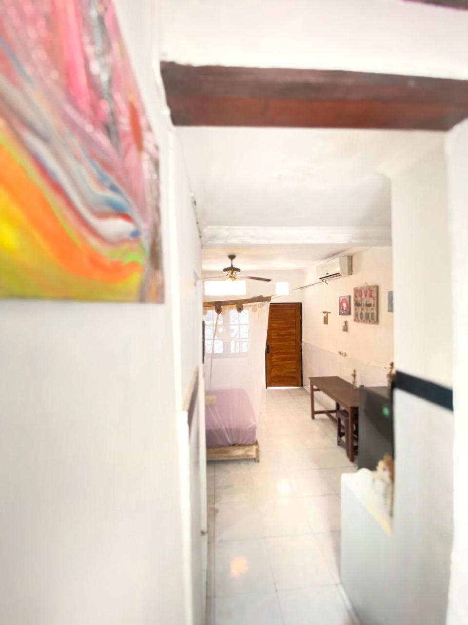 Hotel Kris Kos à Canggu Extérieur photo