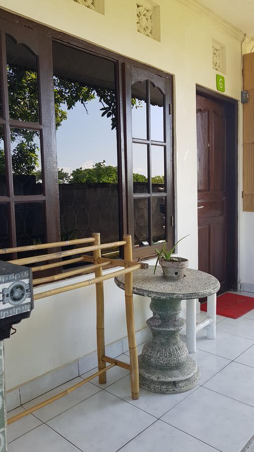 Hotel Kris Kos à Canggu Extérieur photo