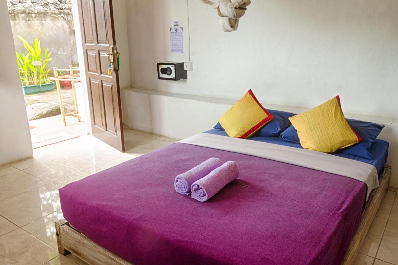 Hotel Kris Kos à Canggu Extérieur photo