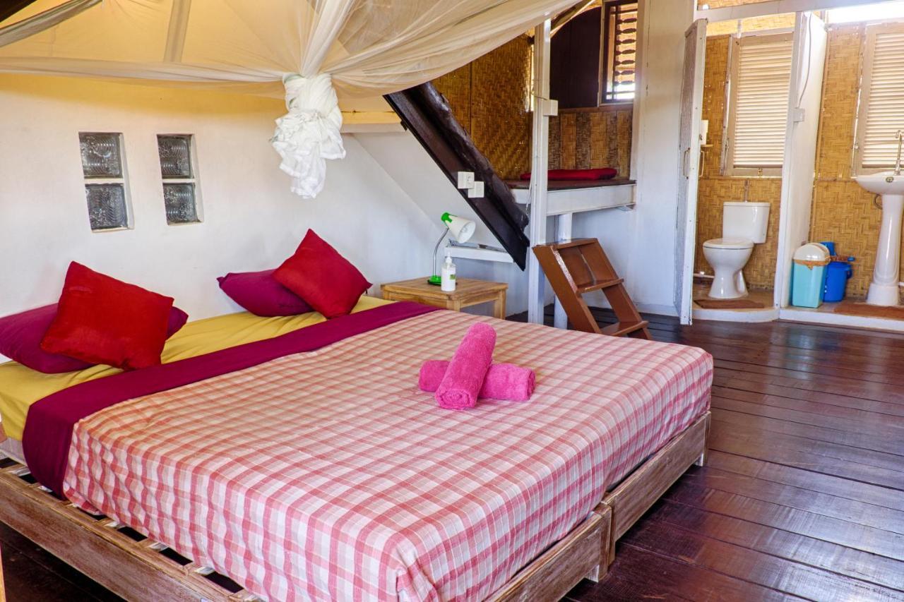 Hotel Kris Kos à Canggu Extérieur photo